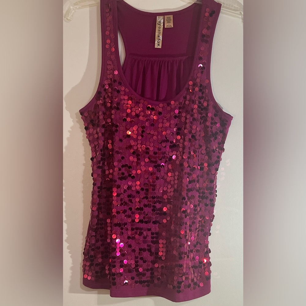 Eyeshadow Fuchsia Color Sequence Top in Large